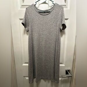 Source Unknown Heather Gray Midi T-Shirt Dress